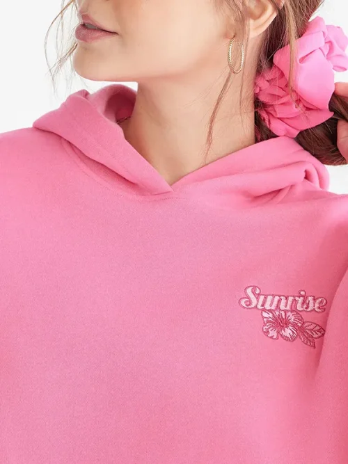 Custom 3D flowers embroidered pink sweatshirts large pocket design - Image 3
