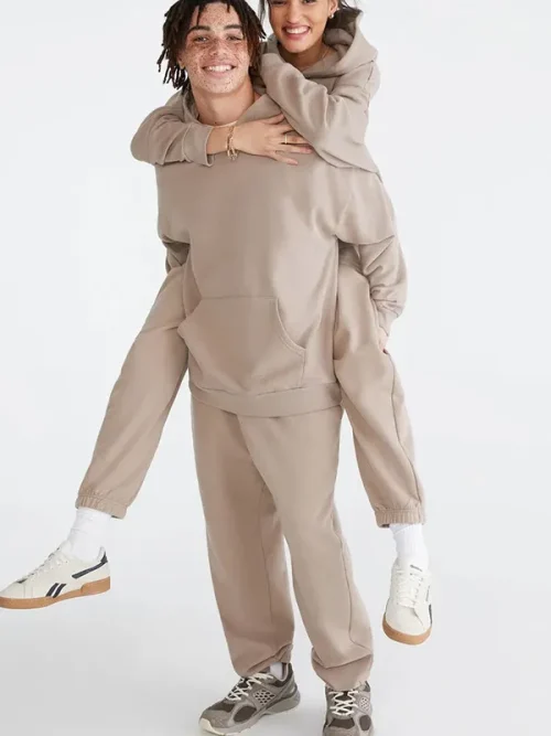 Custom couple sweatshirts light khakir slightly dropped shoulders hoodie - Image 3