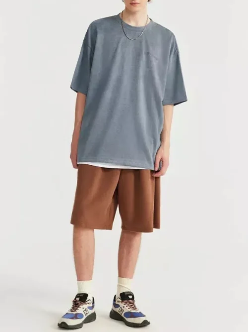 Custom simple style gray embroidered letter T shirt - Image 3