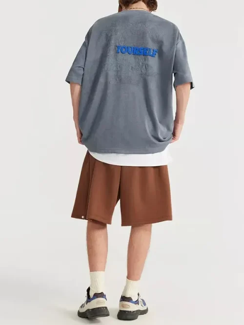 Custom simple style gray embroidered letter T shirt - Image 4