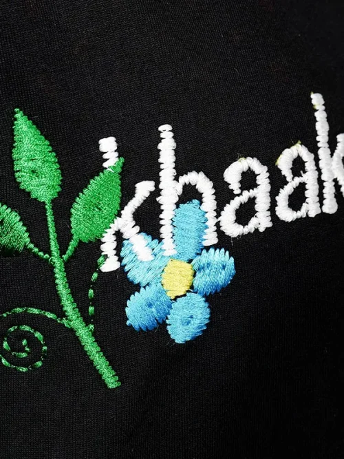 Trendy embroidered short-sleeved T shirt with custom design - Image 3