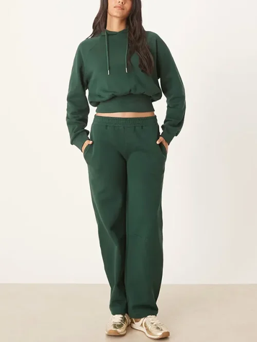 Customize your dark green cropped hoodie sweatshirt - Image 4
